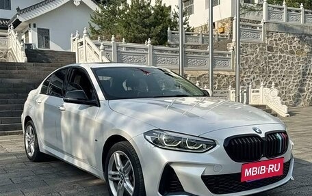 BMW 1 серия, 2022 год, 1 950 000 рублей, 3 фотография