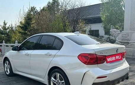 BMW 1 серия, 2022 год, 1 950 000 рублей, 6 фотография
