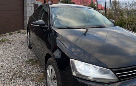 Volkswagen Jetta VI, 2014 год, 855 000 рублей, 3 фотография