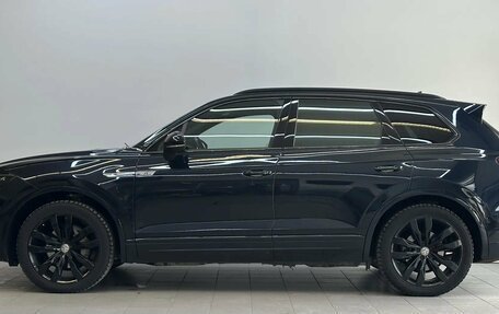 Volkswagen Touareg III, 2019 год, 4 300 000 рублей, 8 фотография