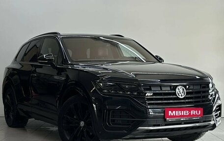 Volkswagen Touareg III, 2019 год, 4 300 000 рублей, 3 фотография