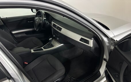 BMW 3 серия, 2011 год, 1 325 000 рублей, 14 фотография