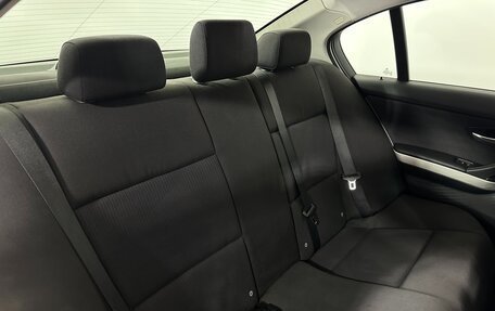 BMW 3 серия, 2011 год, 1 325 000 рублей, 15 фотография