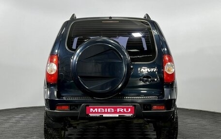 Chevrolet Niva I рестайлинг, 2015 год, 665 000 рублей, 6 фотография