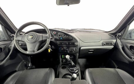 Chevrolet Niva I рестайлинг, 2015 год, 665 000 рублей, 12 фотография