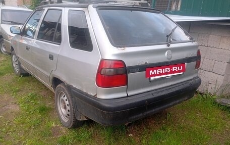 Skoda Felicia I рестайлинг, 1998 год, 100 000 рублей, 13 фотография