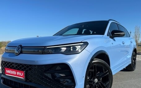 Volkswagen Tiguan, 2024 год, 4 200 000 рублей, 1 фотография