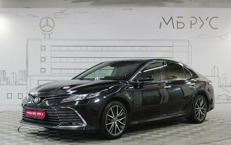 Toyota Camry, 2022 год, 3 695 000 рублей, 1 фотография