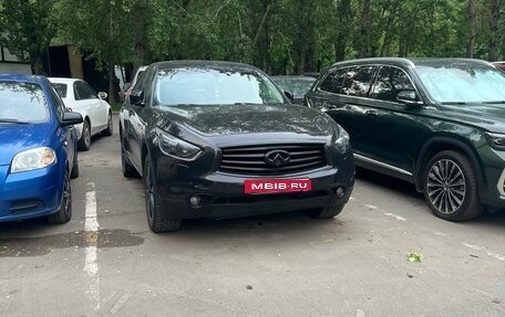 Infiniti FX II, 2012 год, 1 890 000 рублей, 1 фотография