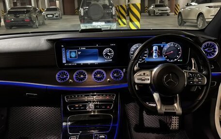 Mercedes-Benz E-Класс, 2018 год, 2 800 000 рублей, 8 фотография