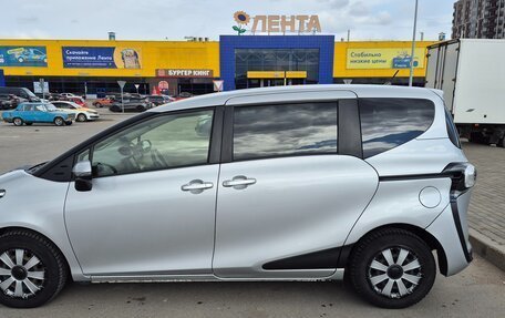 Toyota Sienta II, 2016 год, 1 290 000 рублей, 6 фотография