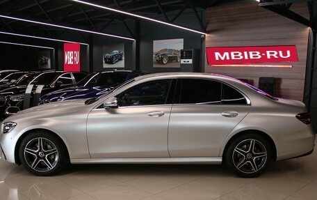Mercedes-Benz E-Класс, 2022 год, 5 500 000 рублей, 3 фотография
