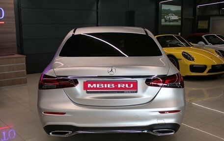 Mercedes-Benz E-Класс, 2022 год, 5 500 000 рублей, 6 фотография