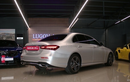 Mercedes-Benz E-Класс, 2022 год, 5 500 000 рублей, 4 фотография