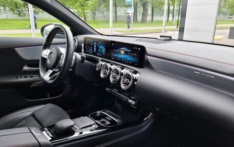 Mercedes-Benz CLA, 2021 год, 4 280 000 рублей, 22 фотография