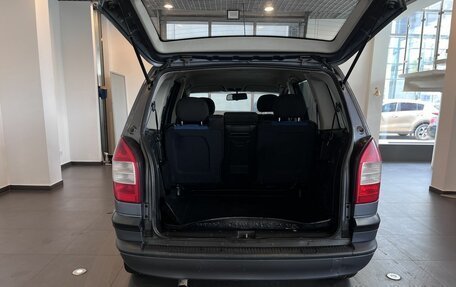 Opel Zafira A рестайлинг, 2004 год, 238 000 рублей, 27 фотография