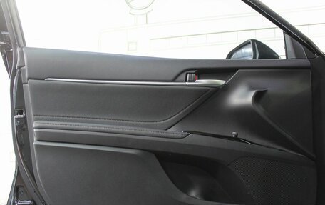 Toyota Camry, 2022 год, 3 695 000 рублей, 12 фотография