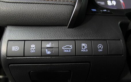 Toyota Camry, 2022 год, 3 695 000 рублей, 15 фотография