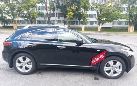 Infiniti FX II, 2011 год, 2 100 000 рублей, 4 фотография