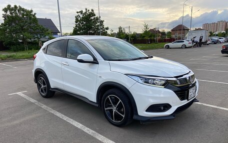 Honda Vezel, 2021 год, 2 500 000 рублей, 7 фотография