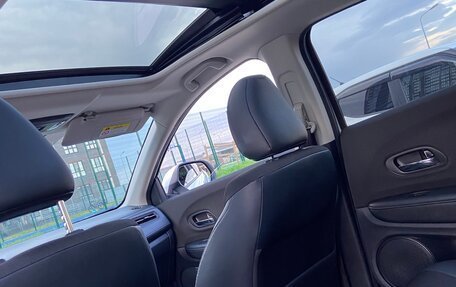 Honda Vezel, 2021 год, 2 500 000 рублей, 24 фотография