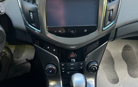 Chevrolet Cruze II, 2014 год, 800 000 рублей, 8 фотография