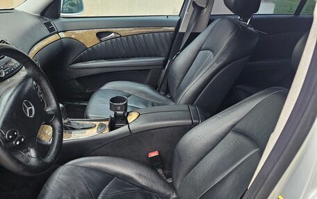 Mercedes-Benz E-Класс, 2006 год, 900 000 рублей, 8 фотография