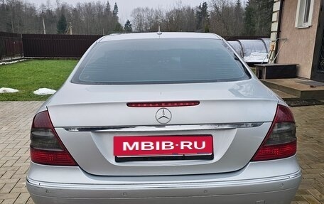 Mercedes-Benz E-Класс, 2006 год, 900 000 рублей, 6 фотография