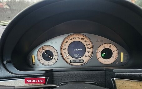 Mercedes-Benz E-Класс, 2006 год, 900 000 рублей, 4 фотография