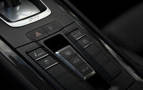 Porsche 911, 2018 год, 14 500 000 рублей, 22 фотография