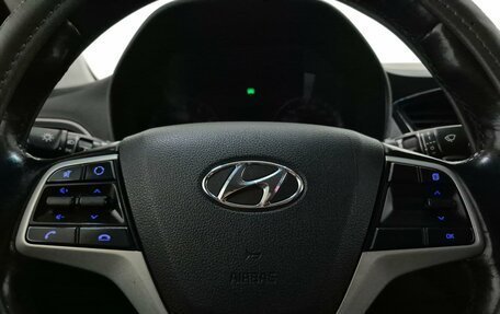 Hyundai Solaris II рестайлинг, 2017 год, 1 100 000 рублей, 24 фотография