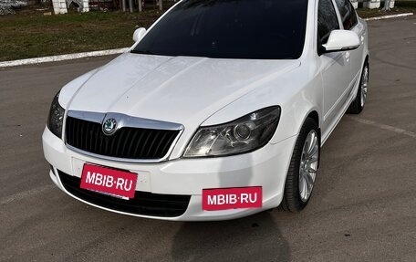 Skoda Octavia, 2012 год, 899 999 рублей, 2 фотография