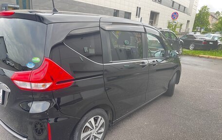 Honda Freed II, 2021 год, 1 870 000 рублей, 8 фотография