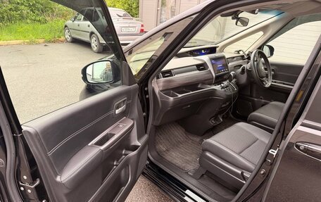 Honda Freed II, 2021 год, 1 870 000 рублей, 13 фотография