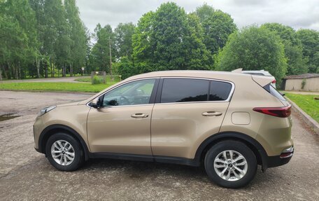 KIA Sportage IV рестайлинг, 2019 год, 1 950 000 рублей, 3 фотография