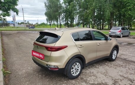 KIA Sportage IV рестайлинг, 2019 год, 1 950 000 рублей, 6 фотография