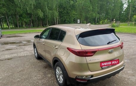 KIA Sportage IV рестайлинг, 2019 год, 1 950 000 рублей, 4 фотография