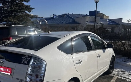 Toyota Prius, 2010 год, 710 000 рублей, 6 фотография