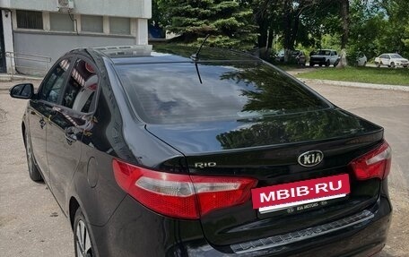 KIA Rio III рестайлинг, 2013 год, 897 000 рублей, 3 фотография