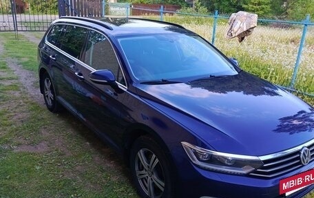 Volkswagen Passat B8 рестайлинг, 2018 год, 1 900 000 рублей, 3 фотография