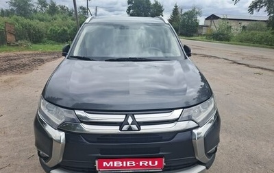 Mitsubishi Outlander III рестайлинг 3, 2017 год, 1 680 000 рублей, 1 фотография