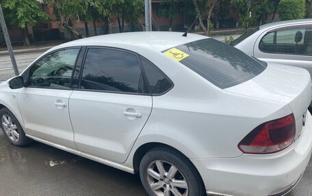 Volkswagen Polo VI (EU Market), 2016 год, 950 000 рублей, 2 фотография