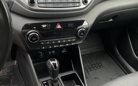 Hyundai Tucson III, 2017 год, 2 200 000 рублей, 12 фотография