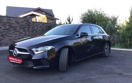 Mercedes-Benz A-Класс, 2020 год, 2 200 000 рублей, 3 фотография