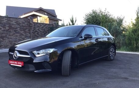 Mercedes-Benz A-Класс, 2020 год, 2 200 000 рублей, 2 фотография