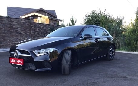 Mercedes-Benz A-Класс, 2020 год, 2 200 000 рублей, 4 фотография
