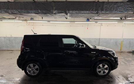 KIA Soul II рестайлинг, 2019 год, 999 000 рублей, 2 фотография