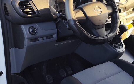 Opel Vivaro, 2020 год, 3 150 000 рублей, 7 фотография