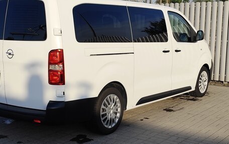 Opel Vivaro, 2020 год, 3 150 000 рублей, 13 фотография