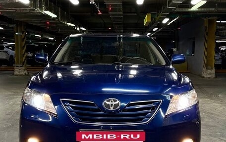 Toyota Camry, 2006 год, 1 050 000 рублей, 2 фотография